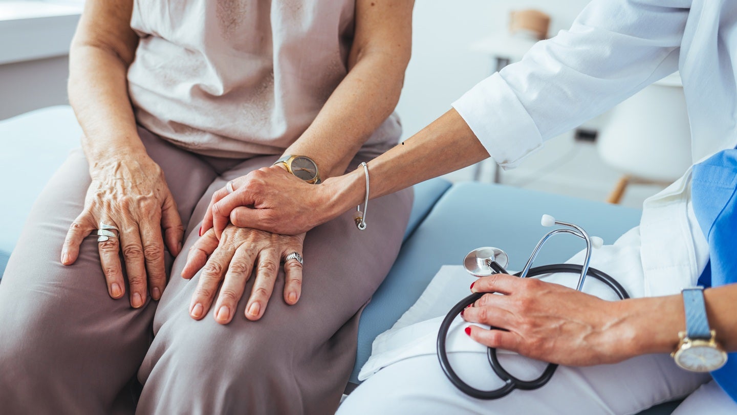 Acumen doses first subject in Phase II OLE segment of AD therapy