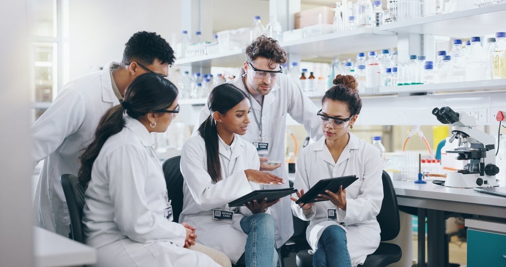 Industry and federally backed cancer trials diverge in goals, analysis finds